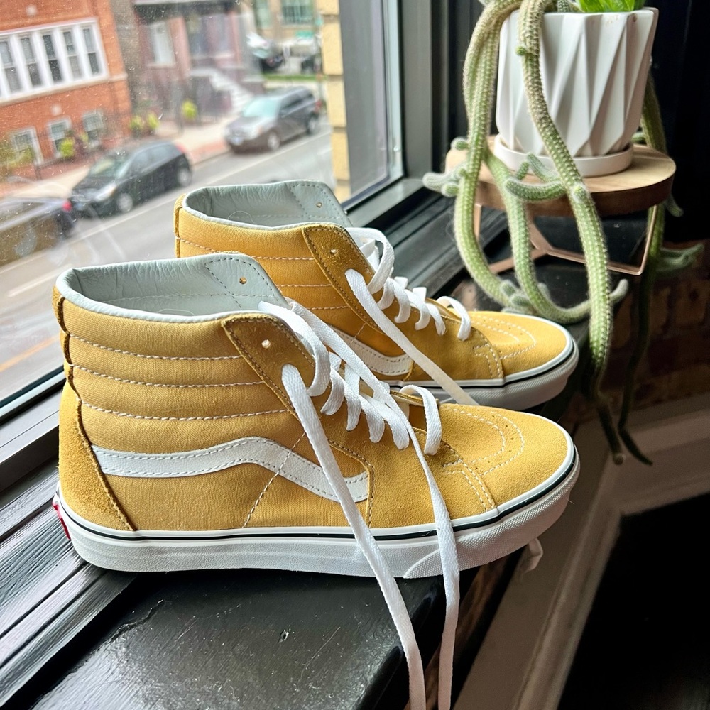 Yellow Vans Sk8-Hi High Tops (7 Men’s/8.5 Women’s)